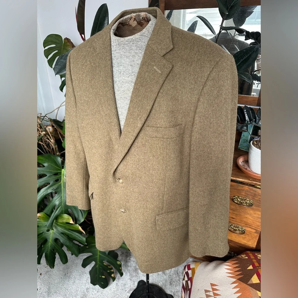Botany 500 men’s 100% camel hair blazer green brown size 46R